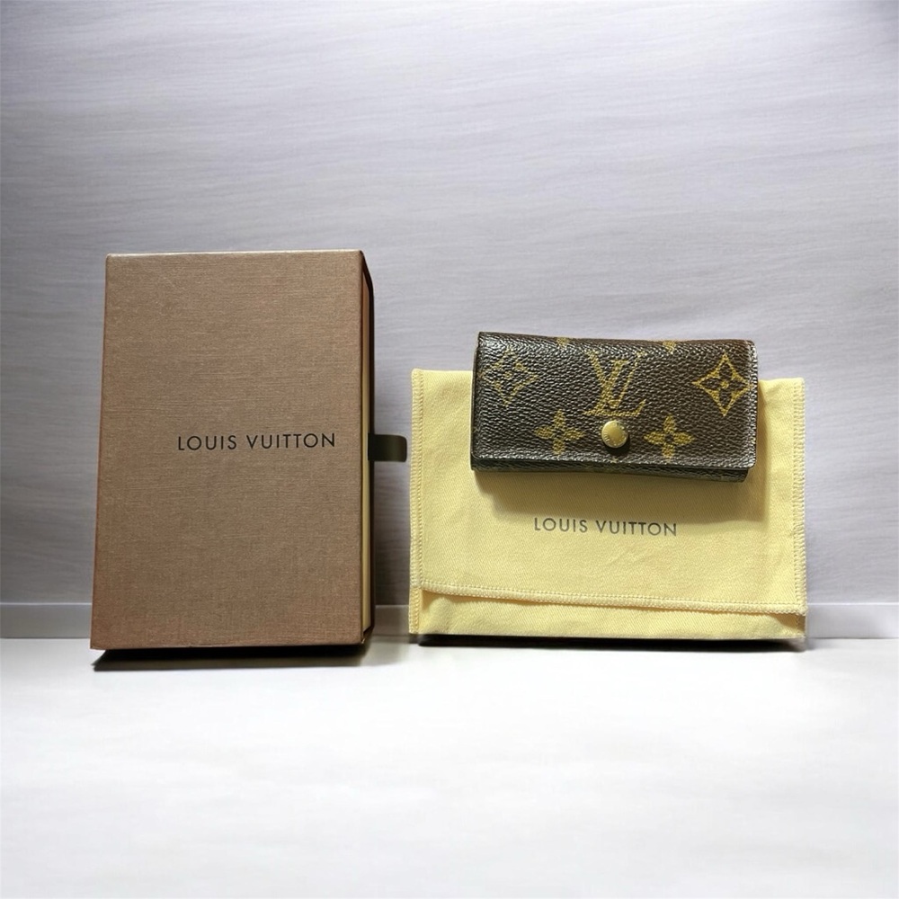 Louis Vuitton Monogram Canvas 4 Key Holder